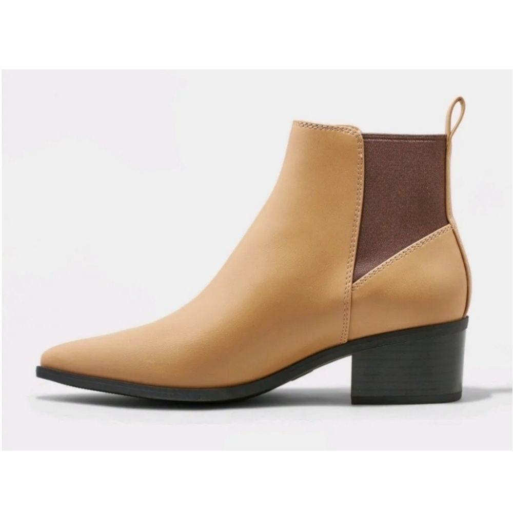 New A New Day Women's Gwen Low Shaft Heeled Boots beige creme bootie Tan NWT 8